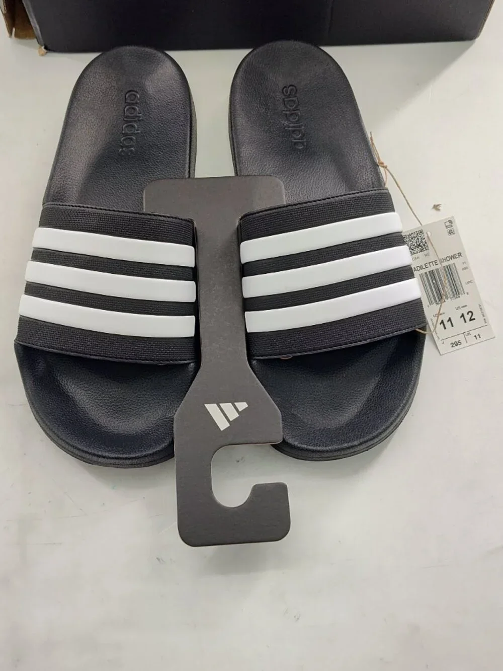 Adidas Unisex Adilette Shower Slides Men Size 11 Women's Size 12       P#749@CMK